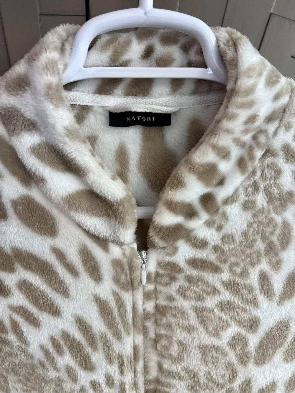 Natori Plush Fleece Zip Front Caftan Robe Lounger Leopard Animal Print Large